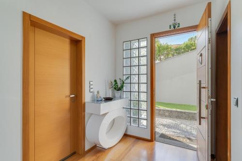 Countryside Charm House by Holiday Rental Madeira