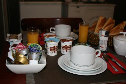 Еда / где поесть недалеко от отеля