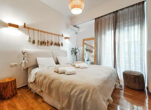 Stunning apartment next to Acropolis and metro