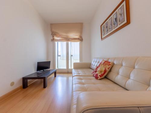 Apartment Cambrils Drassanes by Interhome