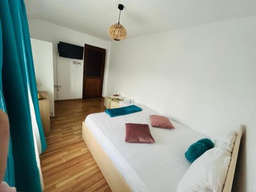 Gambar di galeri bagi Lake House di Năvodari
