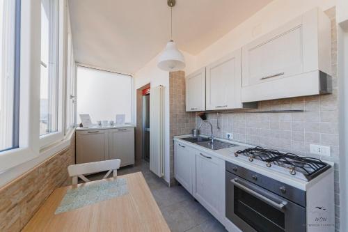 Wow Waterfront Apartment photo 32