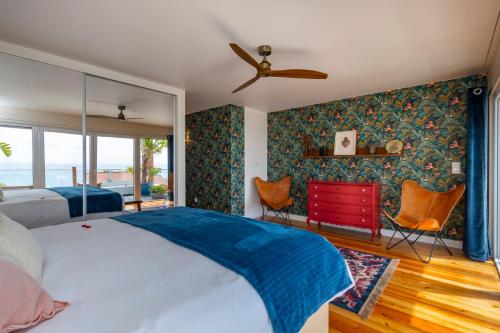 Ένα ή περισσότερα κρεβάτια σε δωμάτιο στο Ericeira Ocean View Villa