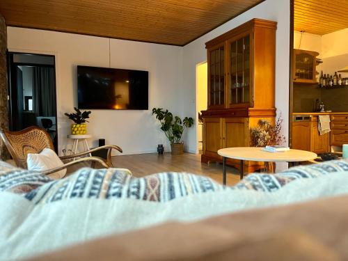 Afbeelding uit fotogalerij van Charmantes Haus am Hennesee in Meschede