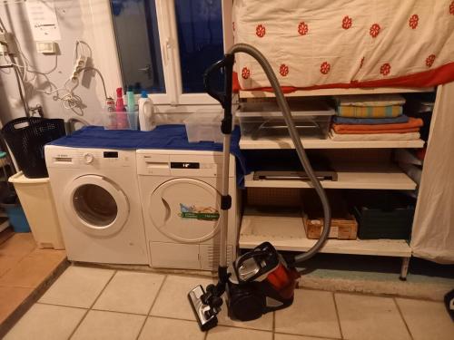 Photo de la galerie de l'établissement Oustau 15 Villa Côte d'Azur piscine et nature, à Roquebrune-sur Argens