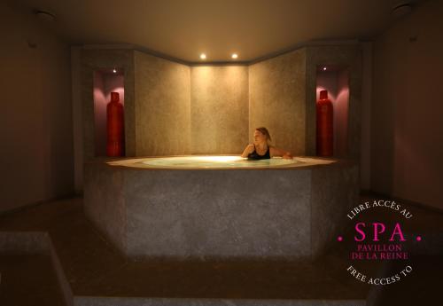 Hôtel du Petit Moulin, Haute Couture hotel by Lacroix photo 46
