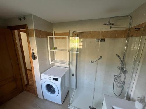 Et badeværelse på La Fragüa de Solatorre