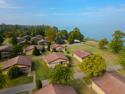 Gallery image of Aranypart Camping & Apartments in Siófok