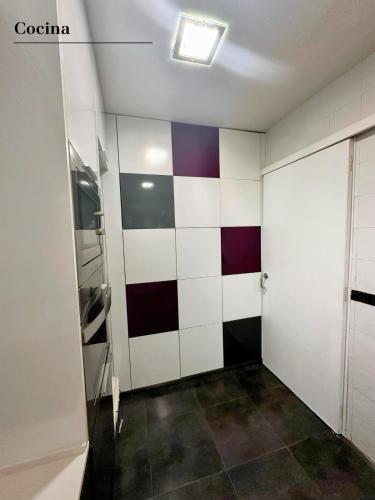 Ένα μπάνιο στο Limon Home