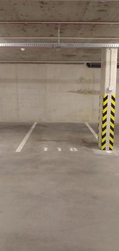 Φωτογραφία από το άλμπουμ του New apt, parking in garage in matador resident στην Μπρατισλάβα