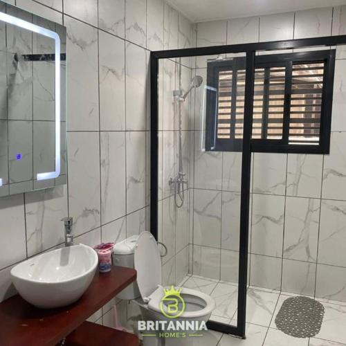 Bany a Britannia Homes