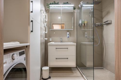 Kúpeľňa v ubytovaní Elegant, high end, central condo