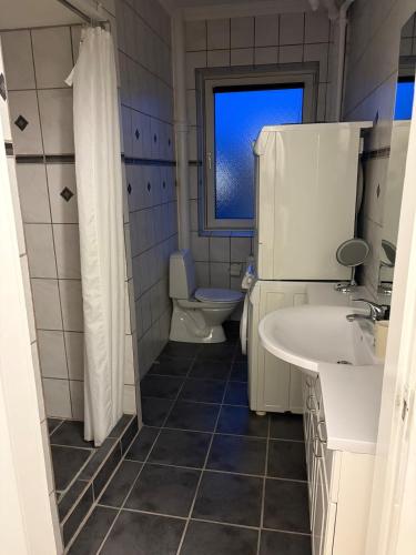 Olivia tesisinde bir banyo