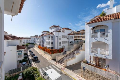 Puerto Benalmádena and Carihuela, Attic Views with pool, Parking, terrace