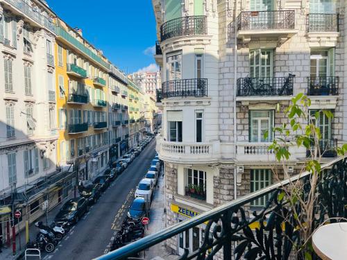Charmant studio en plein coeur de Nice