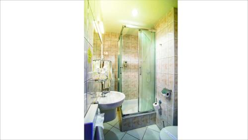 Un baño de Hotel Pietrak