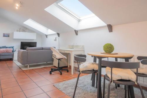 Central and bright temporal penthouse Madrid center MYR137C