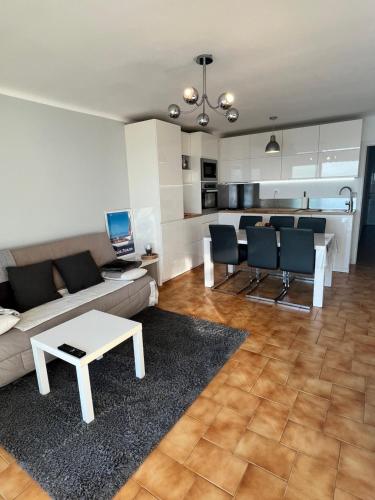 Le Grau du Roi appartement première ligne en face de la mer