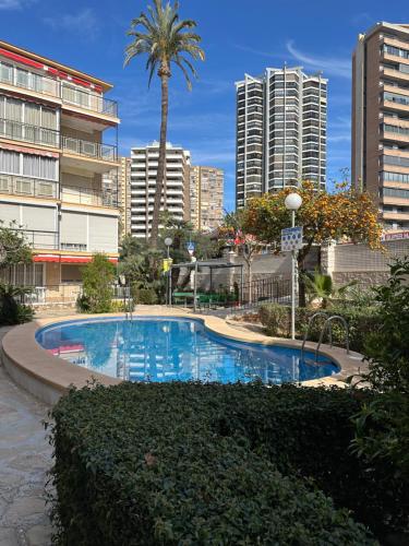 Apartamento playa Levante, junto playa, piscina y parking