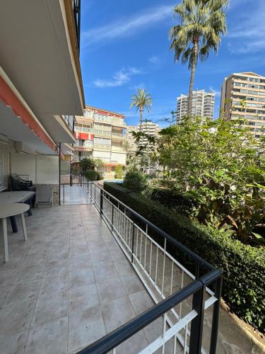 Apartamento playa Levante, junto playa, piscina y parking