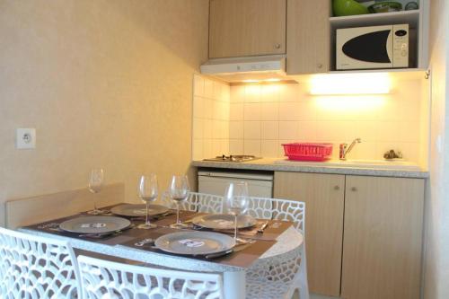 Photo de la galerie de l'établissement Appt Studio cabine LA ROCHELLE - LR040-218Z, à La Rochelle