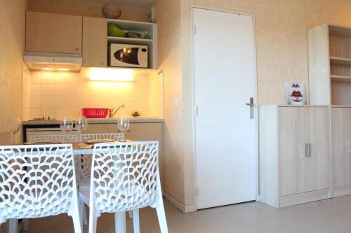 Photo de la galerie de l'établissement Appt Studio cabine LA ROCHELLE - LR040-218Z, à La Rochelle