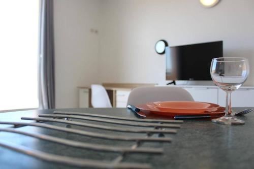 Photo de la galerie de l'établissement Appt Studio cabine LA ROCHELLE - LR030-A312, à La Rochelle