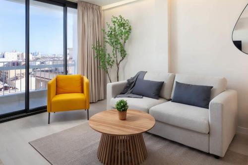 Live Like a Local Your Comfortable Retreat at Pas