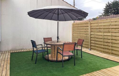 Photo de la galerie de l'établissement Gorgeous Home In Saint-Jean-De-Monts, à Saint-Jean-de-Monts