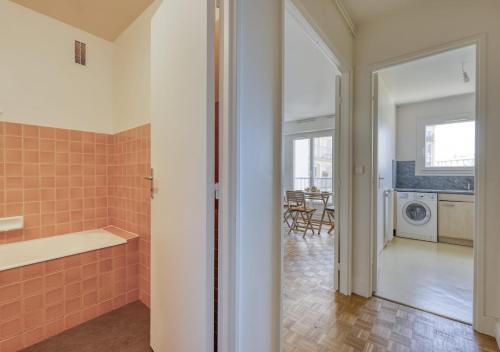 Bright Studio in the Heart of Butte aux Cailles
