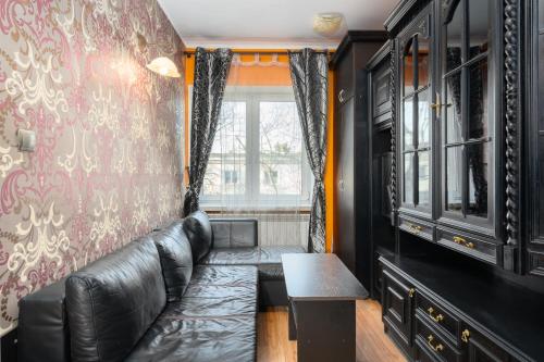 Gurgacza Standard Apartment by BookingHost