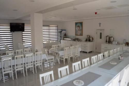Φωτογραφία από το άλμπουμ του Flame of Love Center for retreats, pilgrims, and residents, σε Bijakovići