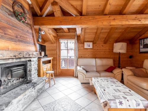 Photo de la galerie de l'établissement Chalet familial 4 chambres avec sauna à Courchevel - FR-1-514-69, à Courchevel