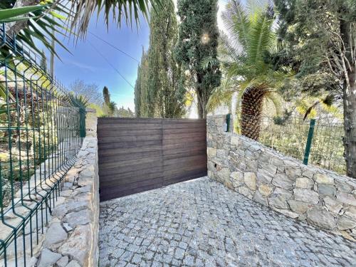 Portimão Bellevue Villa With Pool by Homing