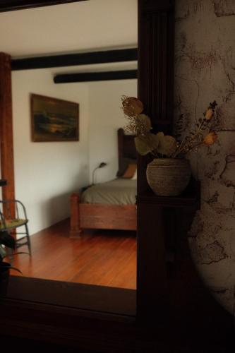 Χώρος καθιστικού στο Unique 2-BDR Historic Warehouse Loft with Terrace ! ! !