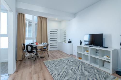 OPO Bolhao Flats by Destiny Houses
