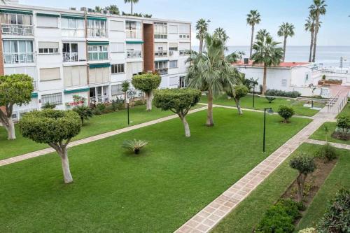 Garden and Pool in Benalmadena next to the beach photo 18
