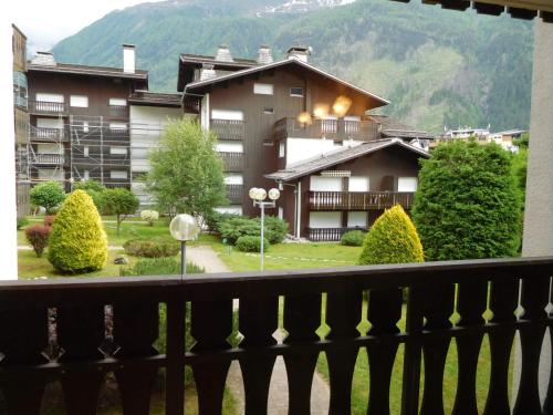 Appartement 2 pièces Chamonix avec Parking - FR-1-517-39 photo 12