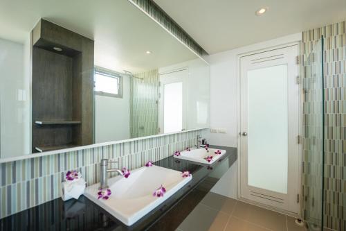 Ένα ή περισσότερα κρεβάτια σε δωμάτιο στο Yenna Apartment