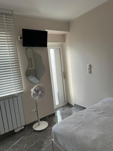 Postel nebo postele na pokoji v ubytování Gemütliches Zimmer in Flörsheim am Main nahe FRA Flughafen