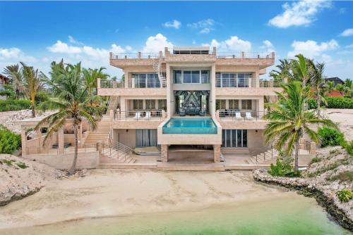 Villa de Lujo en Cap Cana - Higuana 49 con Playa Privada y Piscina