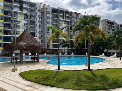 Πισίνα στο ή κοντά στο Estrene lindo y cómodo apartamento