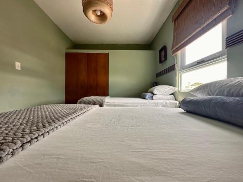 Cama o camas de una habitación en Sonsoleá