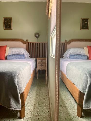 Cama o camas de una habitación en Sonsoleá