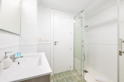H2M Feijoo close to city center in a quiet area