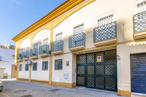 H2M Feijoo close to city center in a quiet area