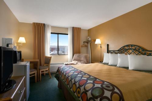 Gallery image of Super 8 by Wyndham Alexandria MN in Alexandria