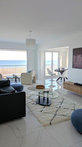 Le Grand Large, spacieux F3 vue mer exceptionnelle avec parking