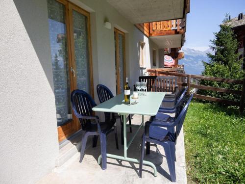 Lovely apartment with valley view