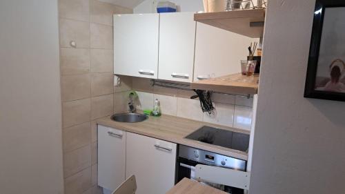 Apartments with WiFi Zagreb - 23824